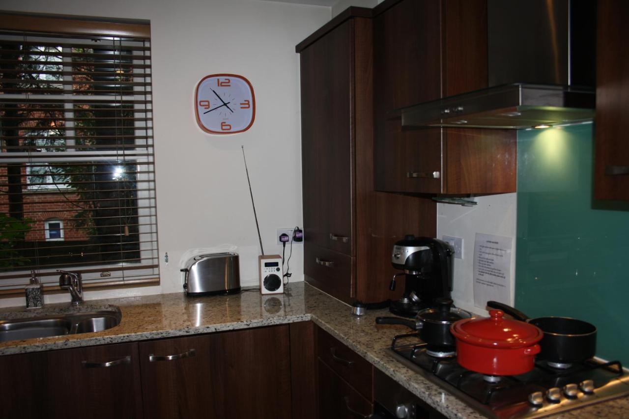 Canterbury Elms Court Apartamento Habitación foto